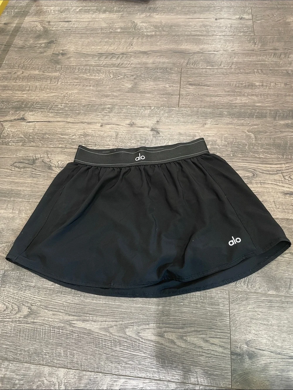 ALO Yoga Black Circle Skirt with Logo Waistband